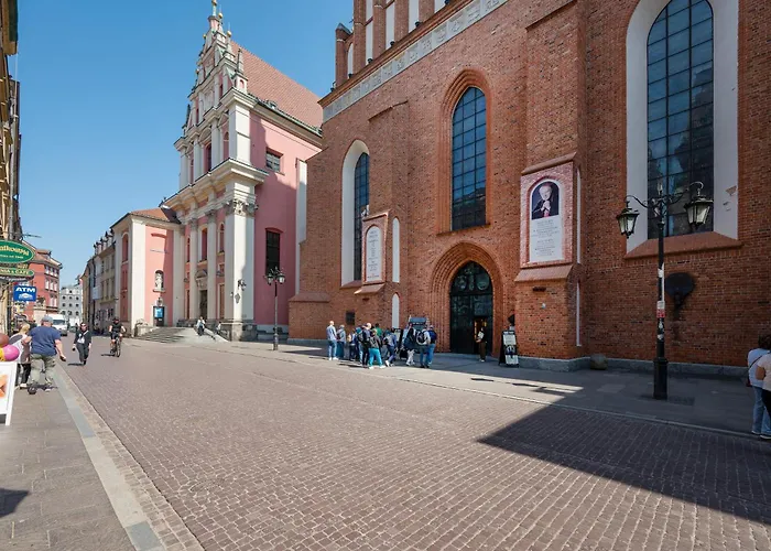 Main Square By Bookinghost * Warszawa