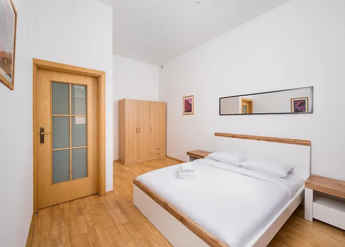 Main Square By Bookinghost * Warszawa