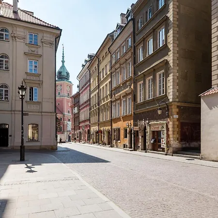 Apartment Main Square By Bookinghost *